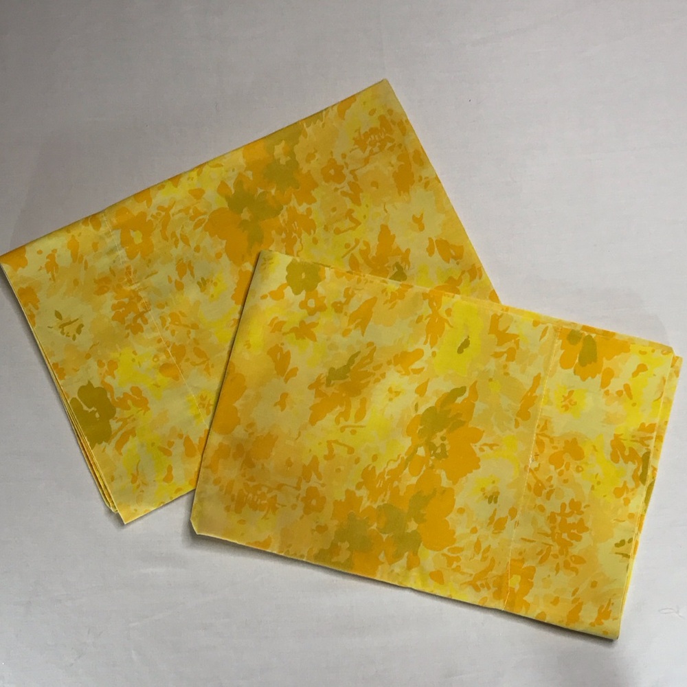 Vintage Pair of West Point Pepperell Floral Yellow Standard Pillowcases